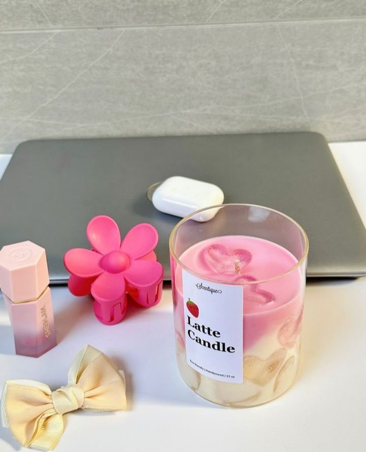 Strawberry Latte Glow Candle